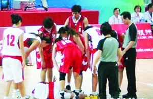 女篮京豫斗殴不让须眉。