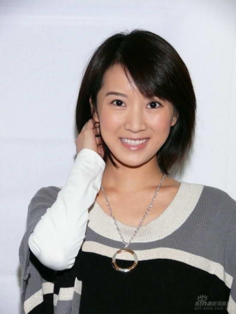 《蜗居》中饰演妹妹郭海藻的李念