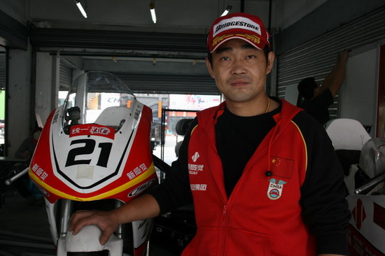 何育江 重庆新感觉赛车队 125CC A组