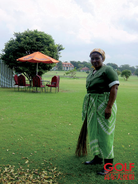 当地质朴的服务人员，非洲的微笑