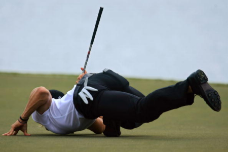 从后面看维勒加斯的看线姿势