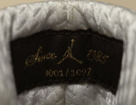 每双都有独立的限量编号