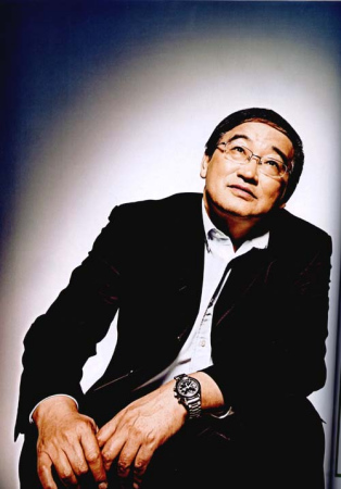 一个肩宽体健的东北壮汉