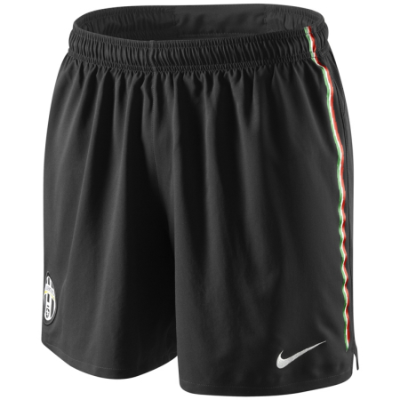 尤文图斯俱乐部主场短裤