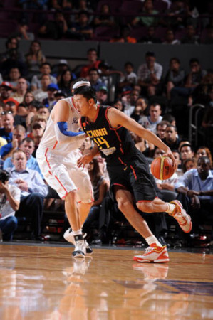 角色的转换中王治郅正在迷失