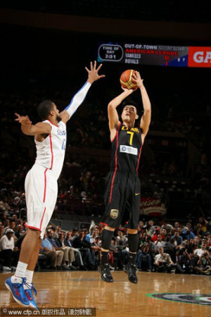 投关键球是王仕鹏的拿手绝活