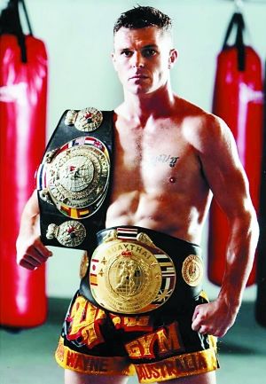 约翰·韦恩　级别：75公斤