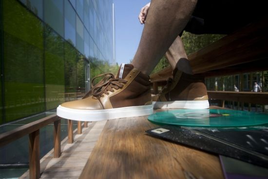 LI-NING x Know1edge背景介绍