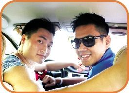 由于打不到车，“黑人”坐上了本报记者的顺风车