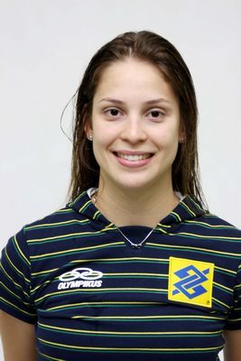 巴西女排18号自由人卡米拉