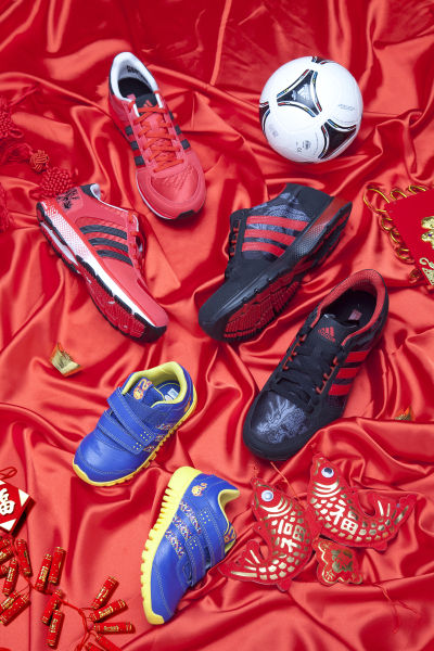 阿迪达斯龙年系列产品