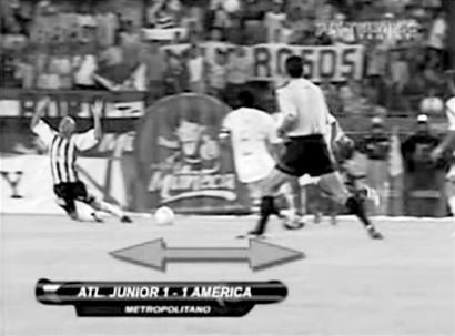 阿库纳在无人区痛苦摔倒