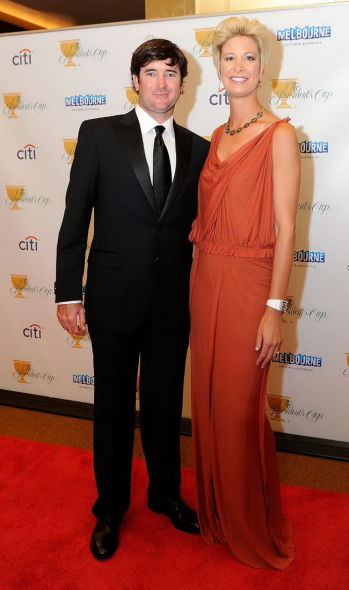 大个子巴巴-沃森与比他更高的妻子、前WNBA球员安吉，两人在乔治亚大学相识