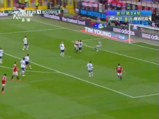 图23 卡萨诺射门被挡