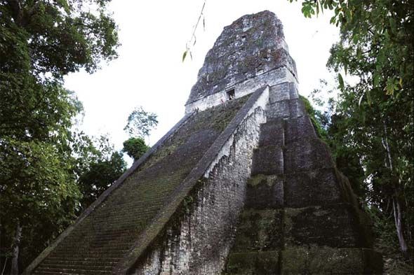 提卡尔是到危地马拉的必去之处，这里的玛雅遗迹闻名世界
