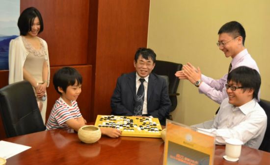 让7子孔德志击败父亲