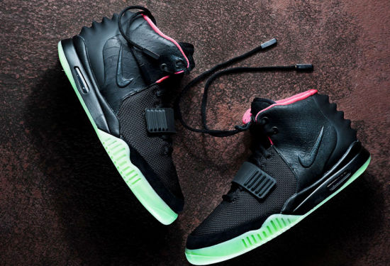 　NIKE AIR YEEZY II 黑色款