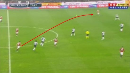 图12 蒙托利沃直接分球给沙拉维