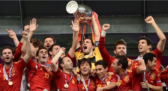 西班牙欧洲再度称王