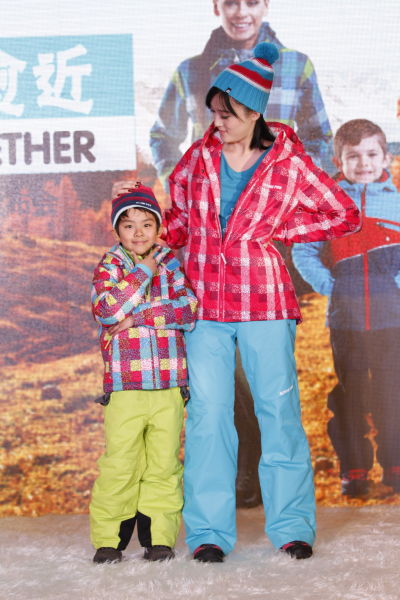 2013年新款滑雪服