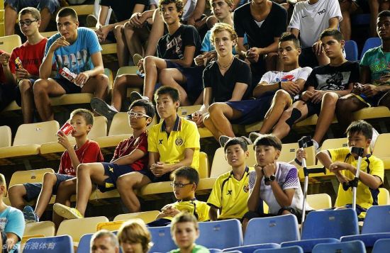 零距离观潜水艇