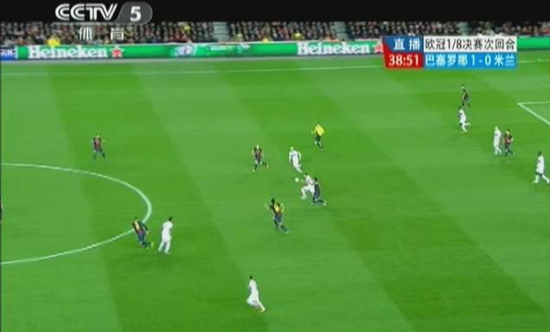 图11 安布罗西尼断球