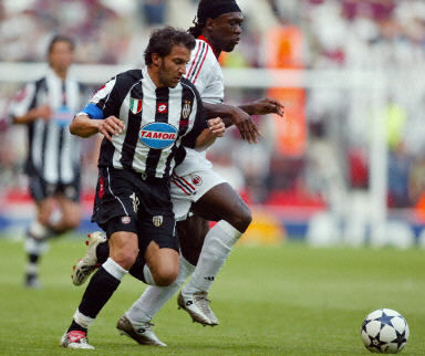 皮耶罗对抗西多夫。