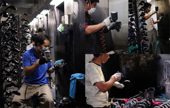 杆头喷漆对工人技术要求很高，而且工作环境相对较差。