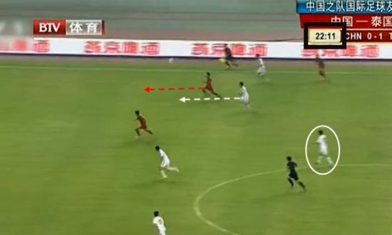 图3，赵鹏在追盯阿南