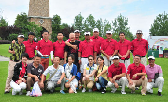 高球公社队赛前合影