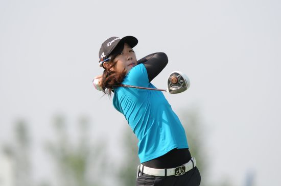 正能量满满的周佳怡