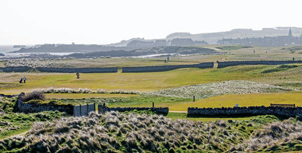 北贝里克的石墙就是球场天然的障碍