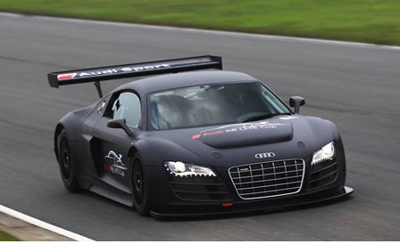 奥迪R8 LMS——奥迪首款专为用户打造的GT3级别赛车