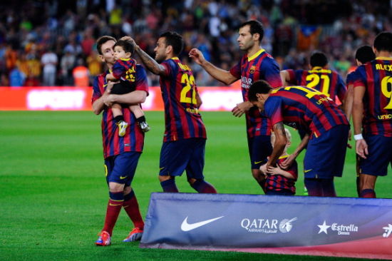 拍完首发全家福之后