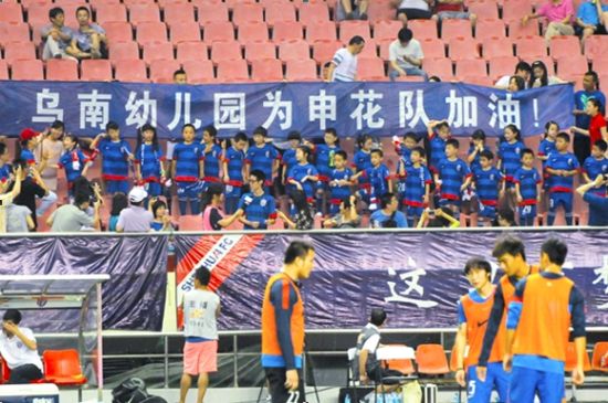 组织上海乌南幼儿园孩子参观基地