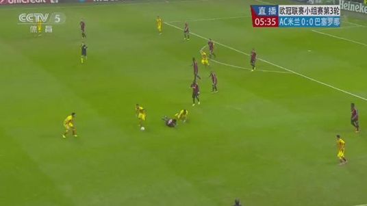 图4 卡卡被桑切斯侵犯