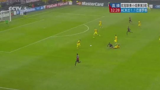 图20 被桑切斯铲倒