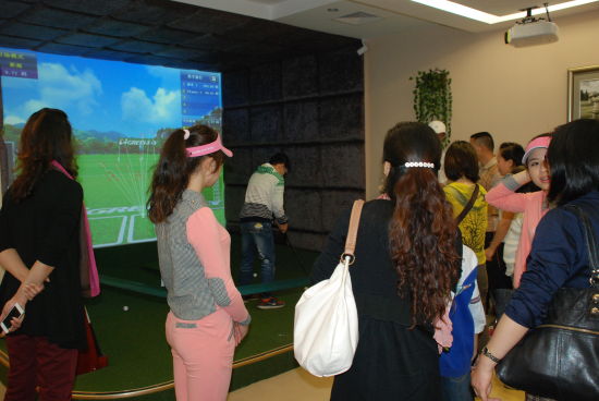 开业首日人气高涨