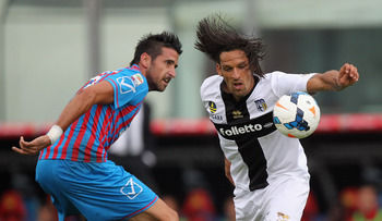 尼古拉斯-斯波利