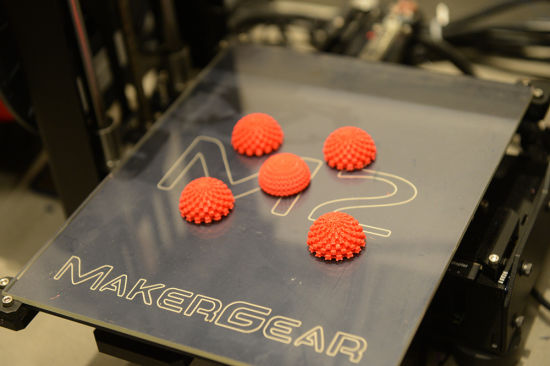 华夫饼一样的白球内核