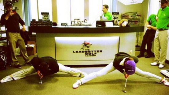 魏圣美上传的最新推杆姿势（紫衣）