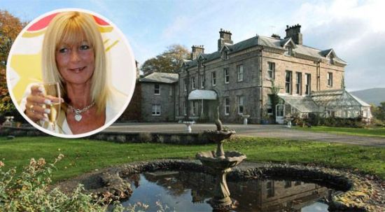 古堡全景(点击查看高清组图)