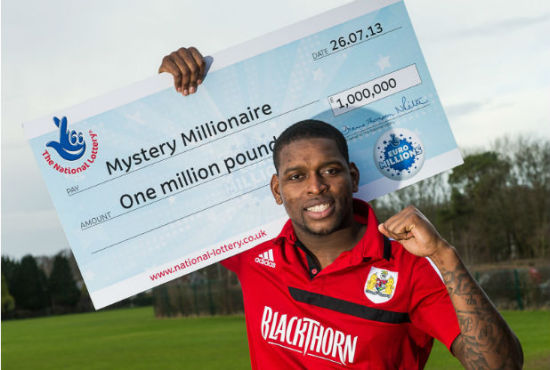 杰-埃曼纽尔-托马斯