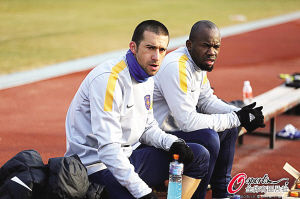 青岛中能的两名新外援