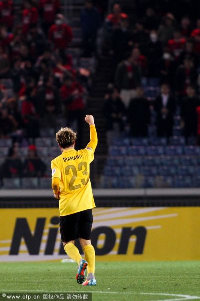 迪亚曼蒂世界波任意球回敬横滨