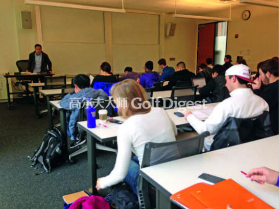 为了错开下午的训练时间，我每学期都只选修上午的课程；