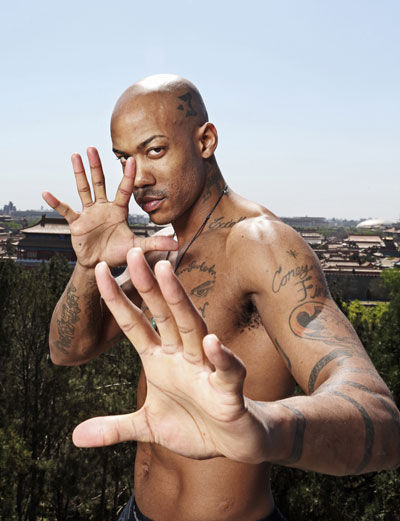 马布里施展功夫