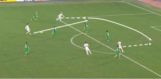 图5 周挺冒顶后肋部暴露出大片空当