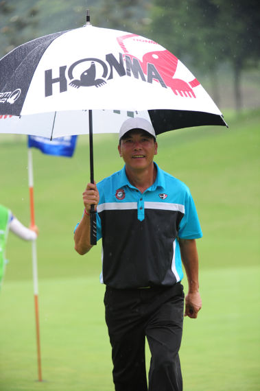 张连伟顺利晋级