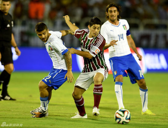 孔卡率队过招意大利策动俩进球